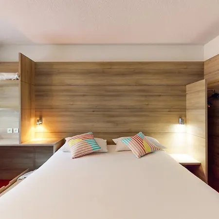 Everhotel Route64 Tarbes-ibos Hotel