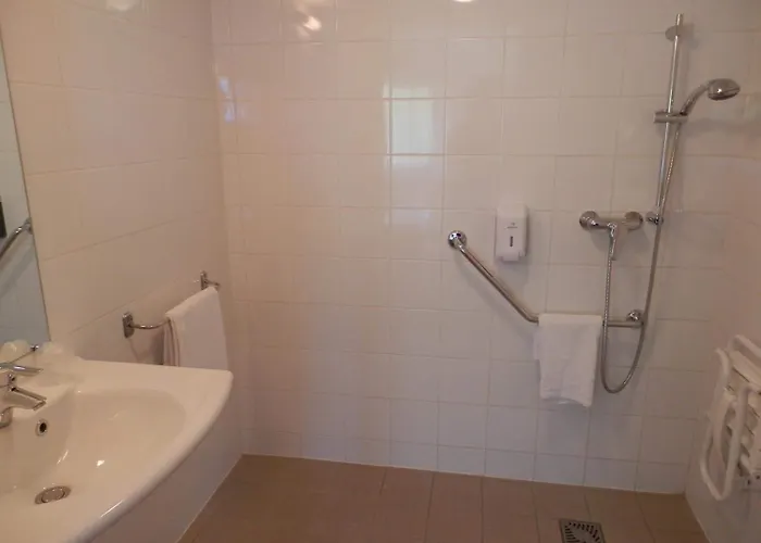 Hotel Ever Route 64 Brit Ibos 2*