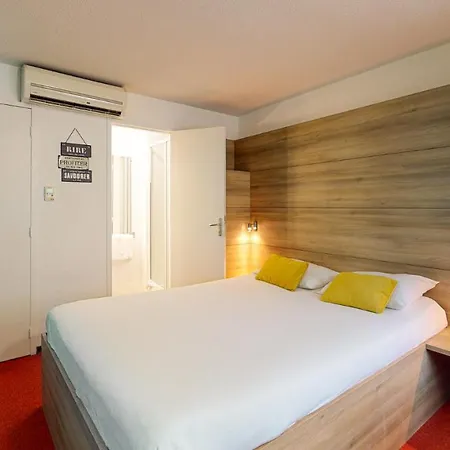 מלון Ever Route 64 Brit Ibos