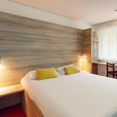 Everhotel De Tarbes-ibos Hotel 2*