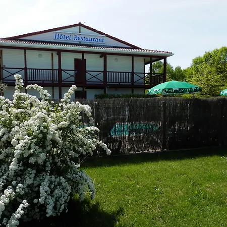 מלון Ever Route 64 Brit Ibos 2*