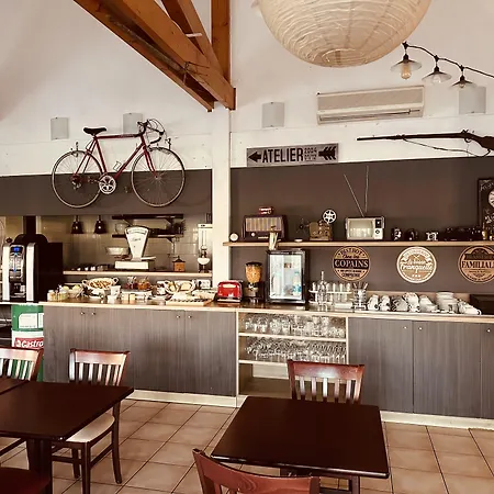 מלון Ever Route 64 Brit Ibos 2*